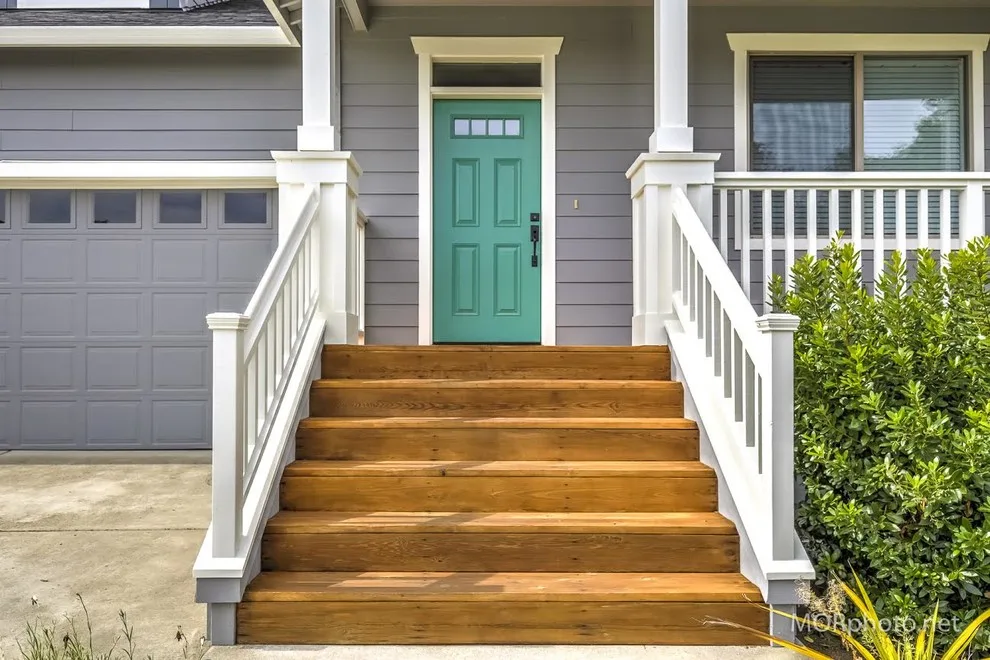 Multnomah Village Facade by Sisu Painting Inc. - Photo 9