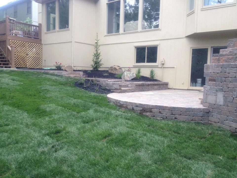 Good Green Lawn & Landscaping - Photo 11
