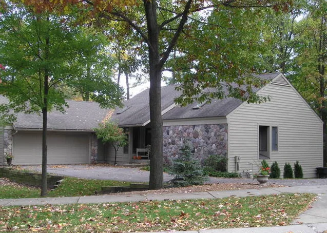 Service Pro Painting & Improvement - Photo 3