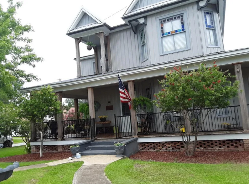 Outdoor Painting Initiatives by A Woman's Touch Painting Services - Photo 8