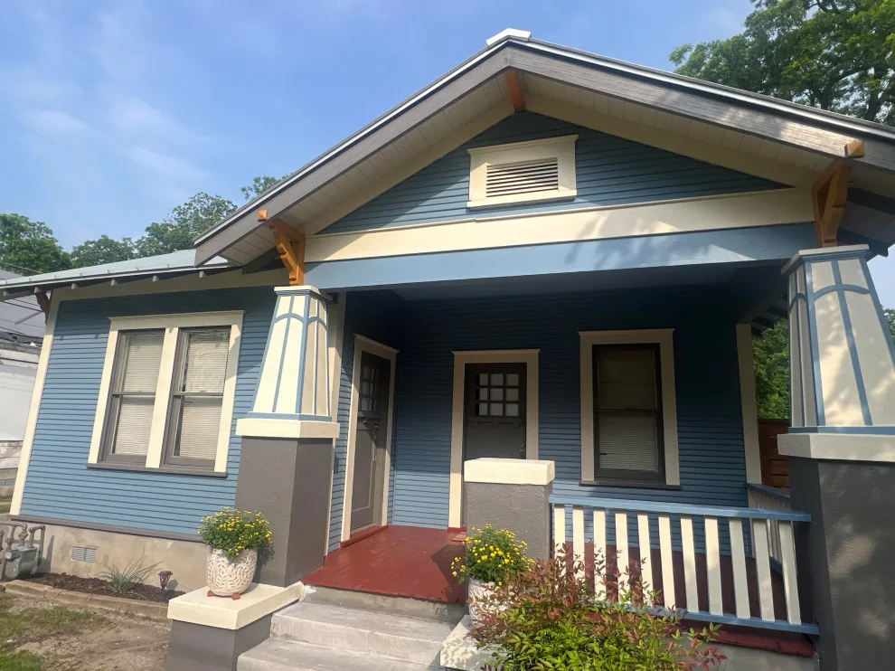 Exterior Renovation and Lead Paint Remediation by Austin Professional Painting - Photo 6