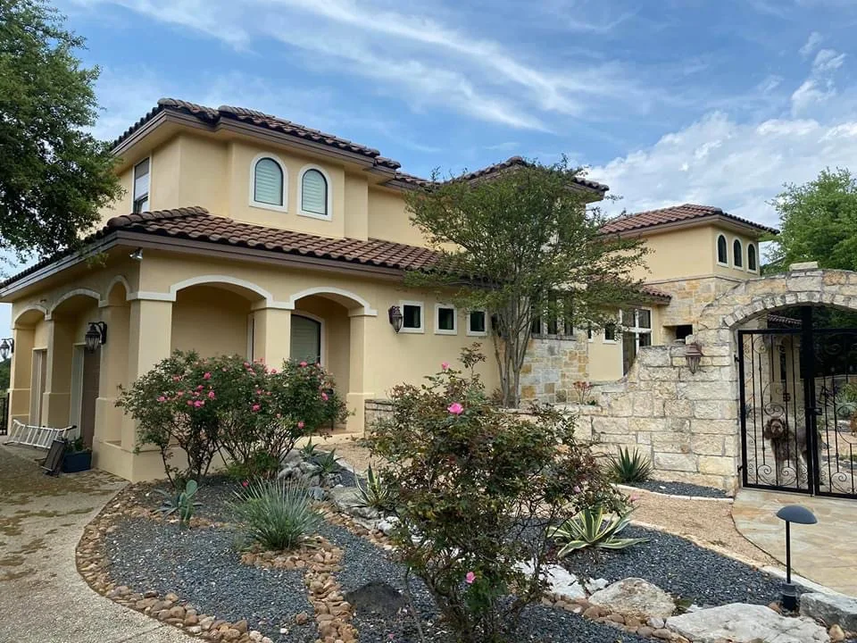 Outdoor Stucco Coating by Southern Painting - San Antonio West - Photo 2