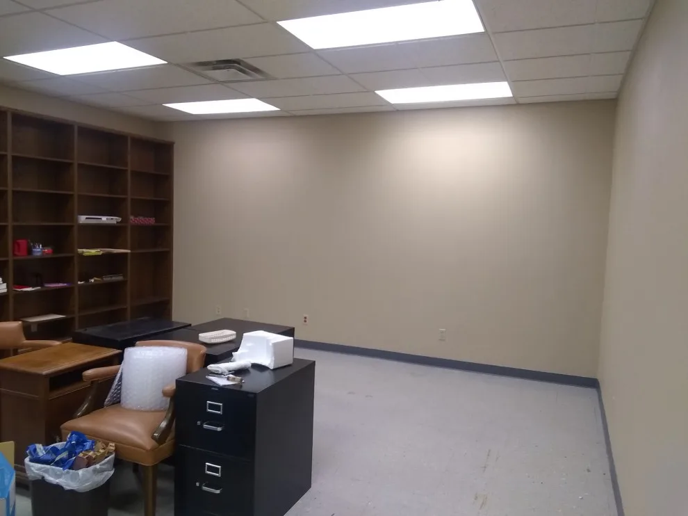 Farmington Interiors by Desert Winds Paint And Repair - Photo 5