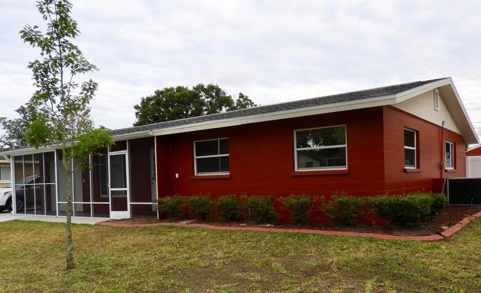 Exterior Fire Brick by Southern Painting - Sarasota - Photo 2