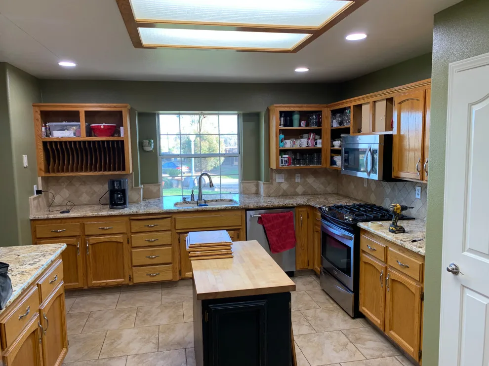 Complete Kitchen Overhaul by Transformation Painting - Photo 3