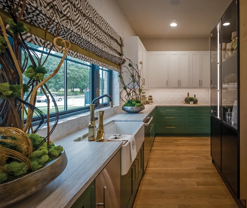 FW Magazine Summer '19 Dream Home by J & V Painting - Photo 28