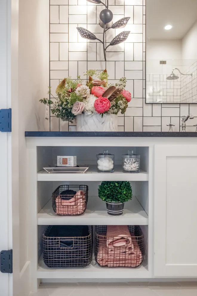FW Magazine Summer '19 Dream Home by J & V Painting - Photo 3