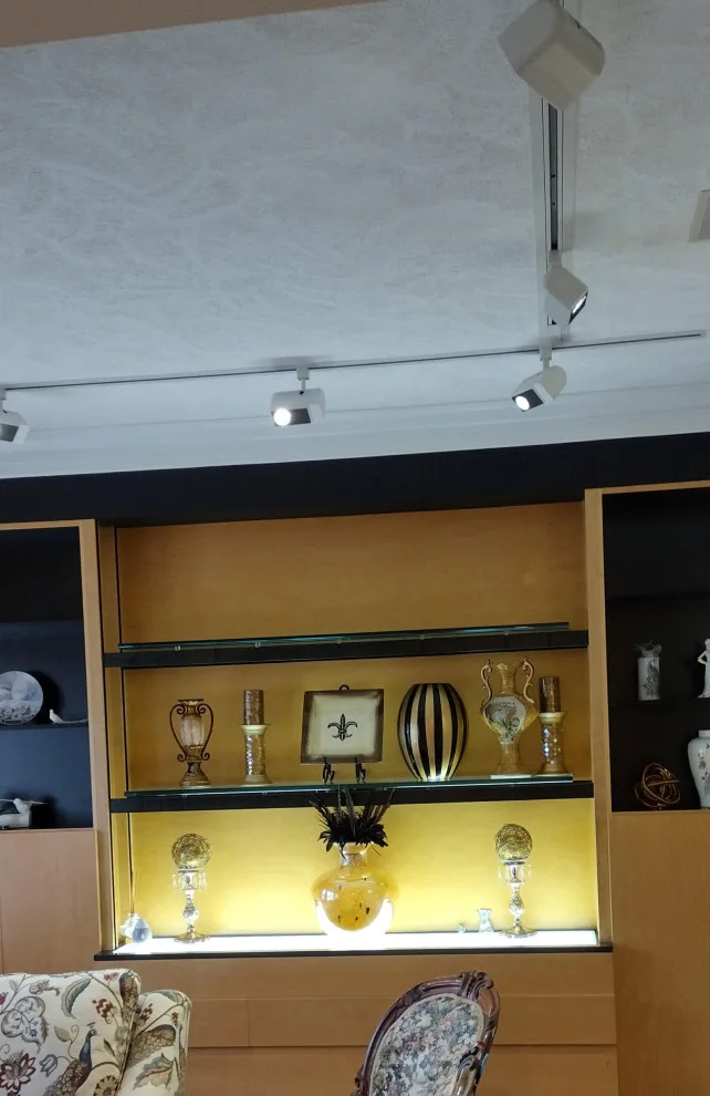 Exhibition Space by Atmospheric Painting LLc - Photo 8