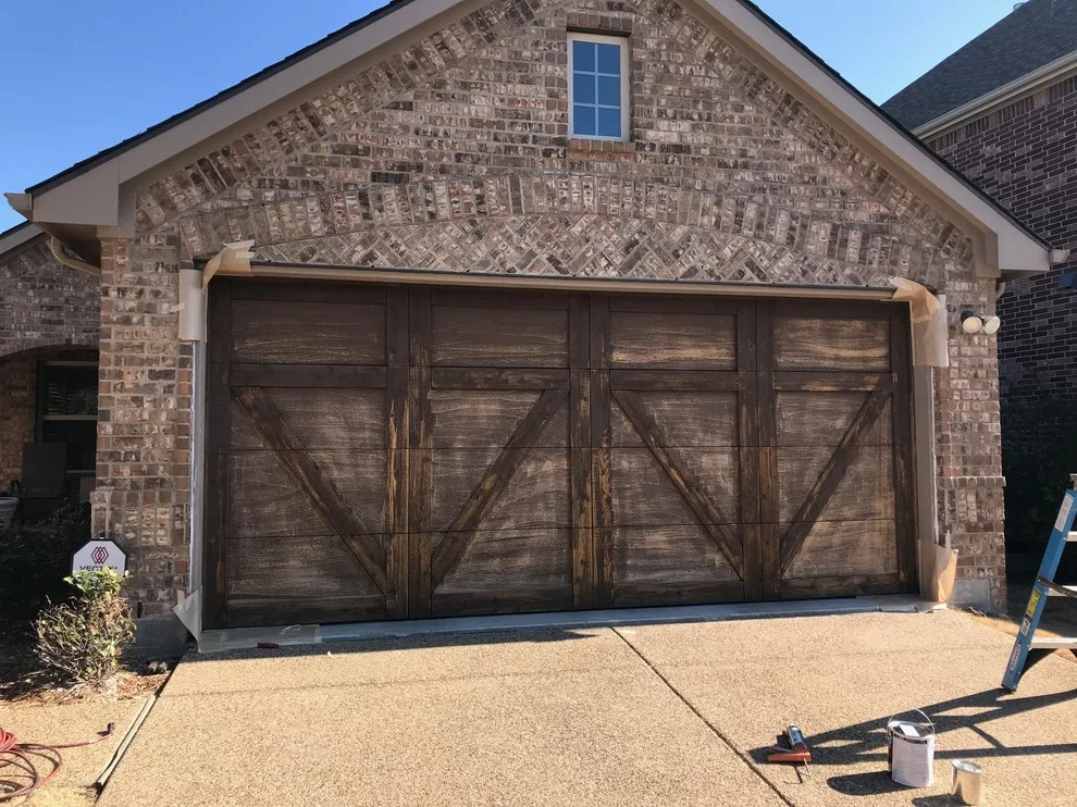 Garage Door Refinished by Chavez Unique Painting - Photo 2