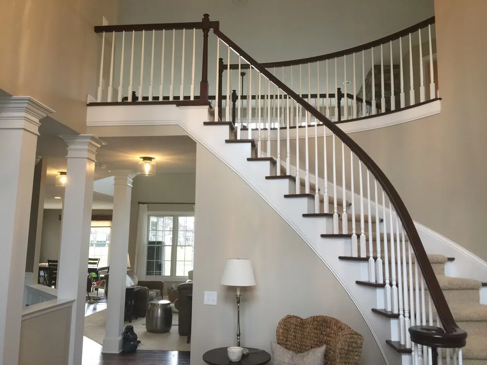 Avon Lake Golf Course Residence by Textbook Painting - Photo 2