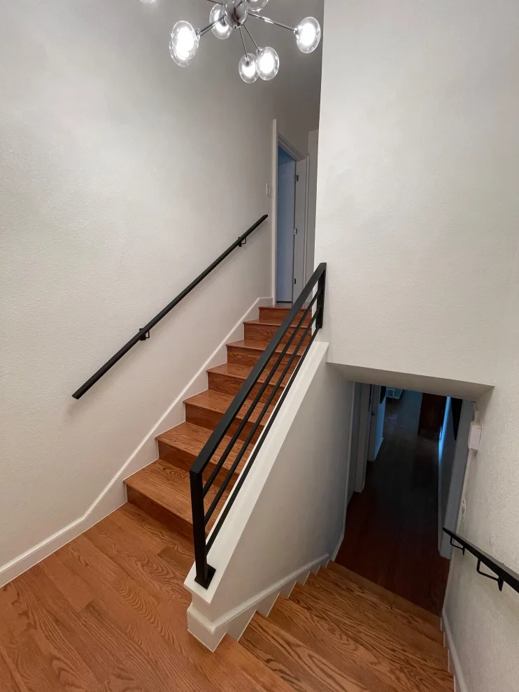 Blue Dog Pro Painters - Photo 9