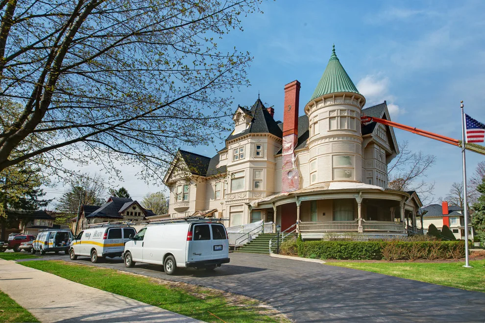 Perry Hannah Home History_Reynolds Jonkhoff Funeral Home by Dan Brady Painting And Wood Restoration - Photo 4