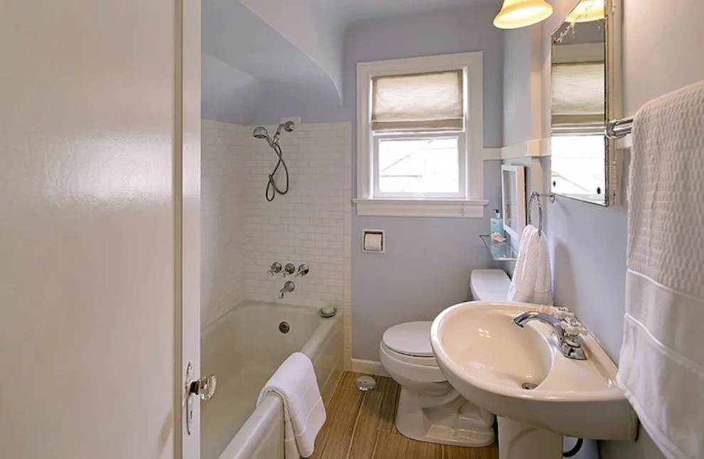 Residence on 25th Avenue by Washington Fine Painting - Photo 5