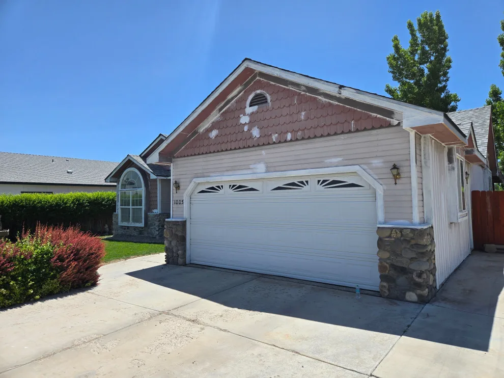 Residential Painting by Henry's Home Improvement LLC - Photo 7
