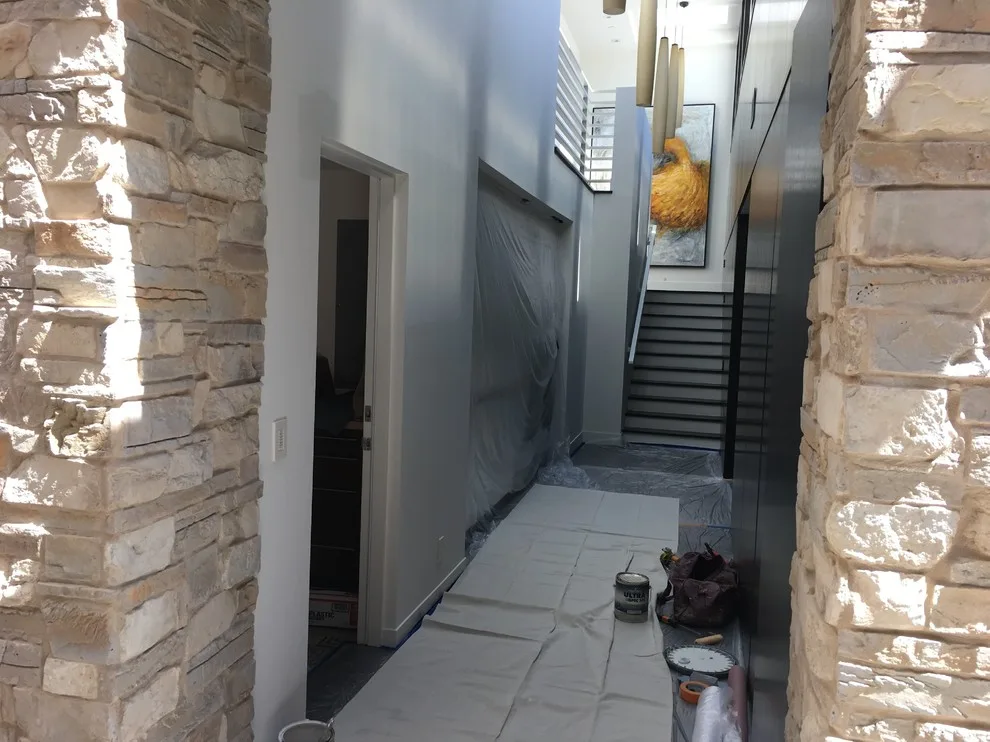 Oak View - Interior Painting and Drywall Restoration by Martn Carabajal Painting - Photo 3
