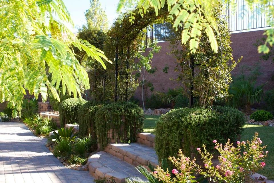 Great Earth Landscaping - Photo 5