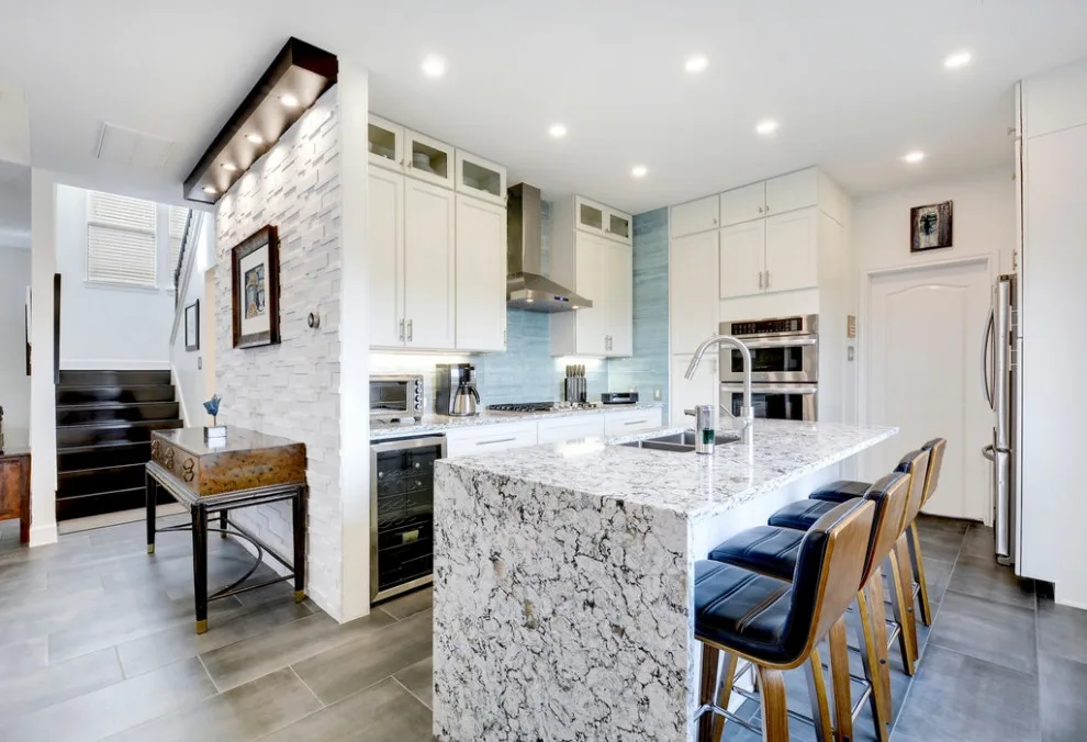 Cedar Park Complete Home Renovation by TRS Build - Photo 4