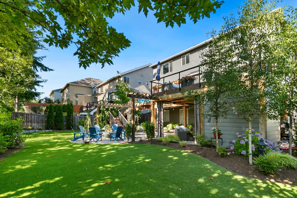 Two-Tiered Entertainment in Sammamish by London Design Build - Photo 24