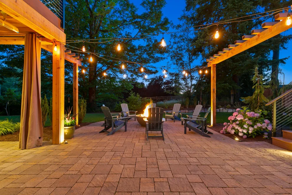 Two-Tiered Entertainment in Sammamish by London Design Build - Photo 17