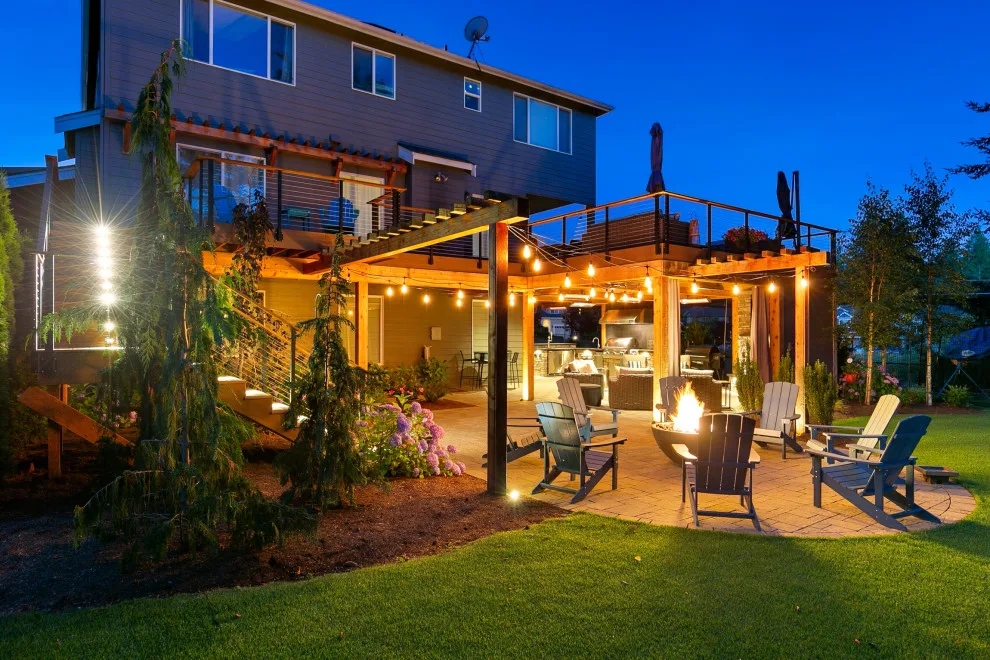 Two-Tiered Entertainment in Sammamish by London Design Build - Photo 3