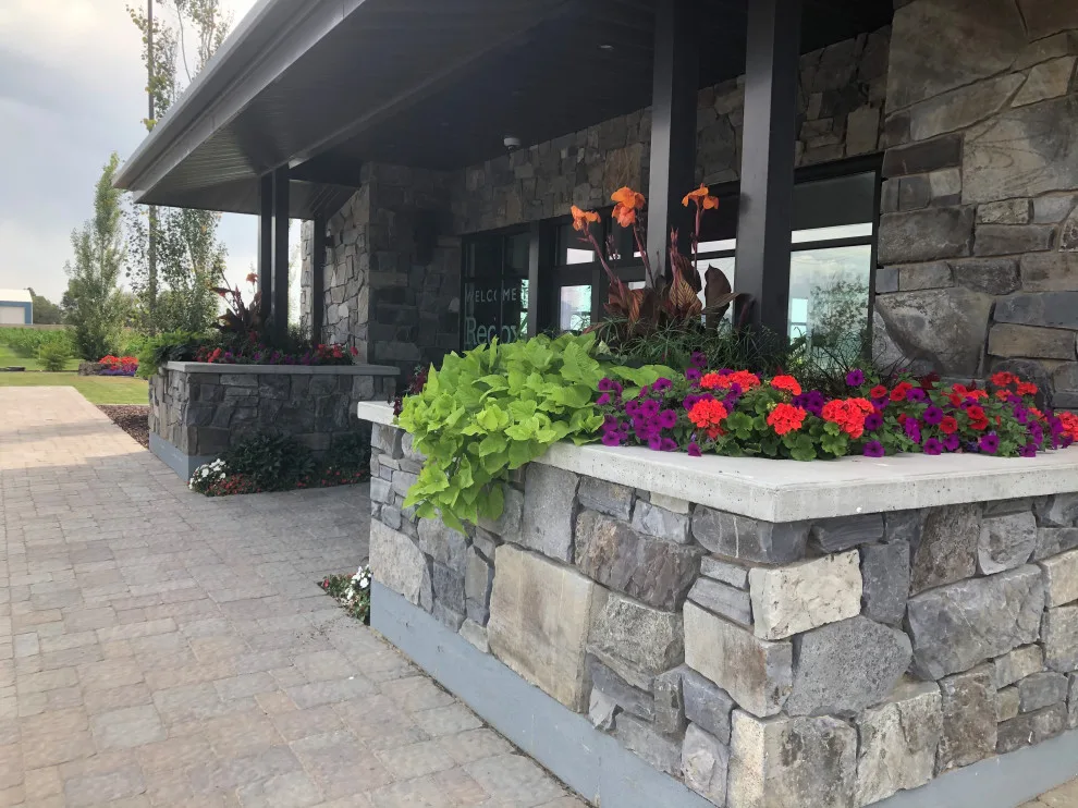 Entryway Landscape Design by Norlen Landscaping, LLC - Photo 7