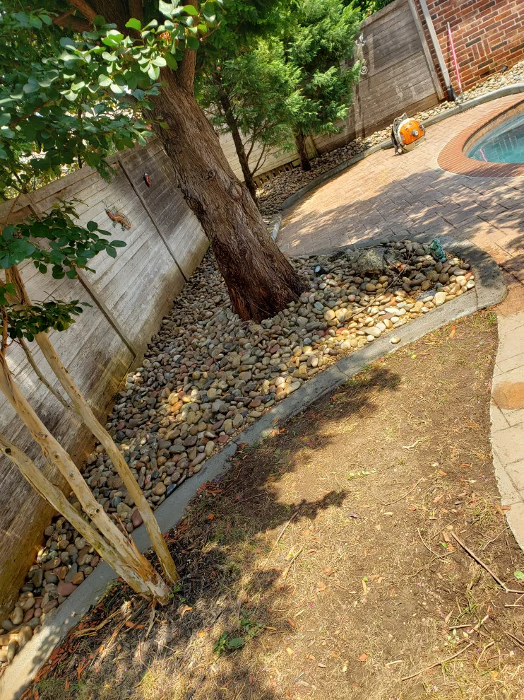 GM Lawncare And Landscaping - Photo 9