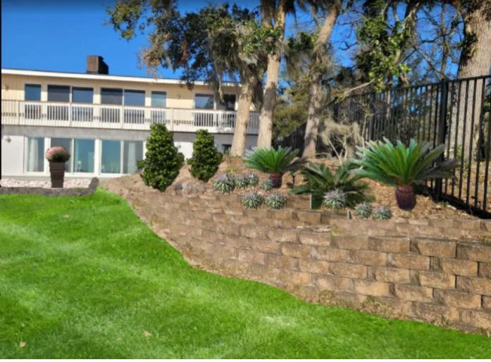 Stream Avenue by Envision Outdoor Spaces - Photo 4