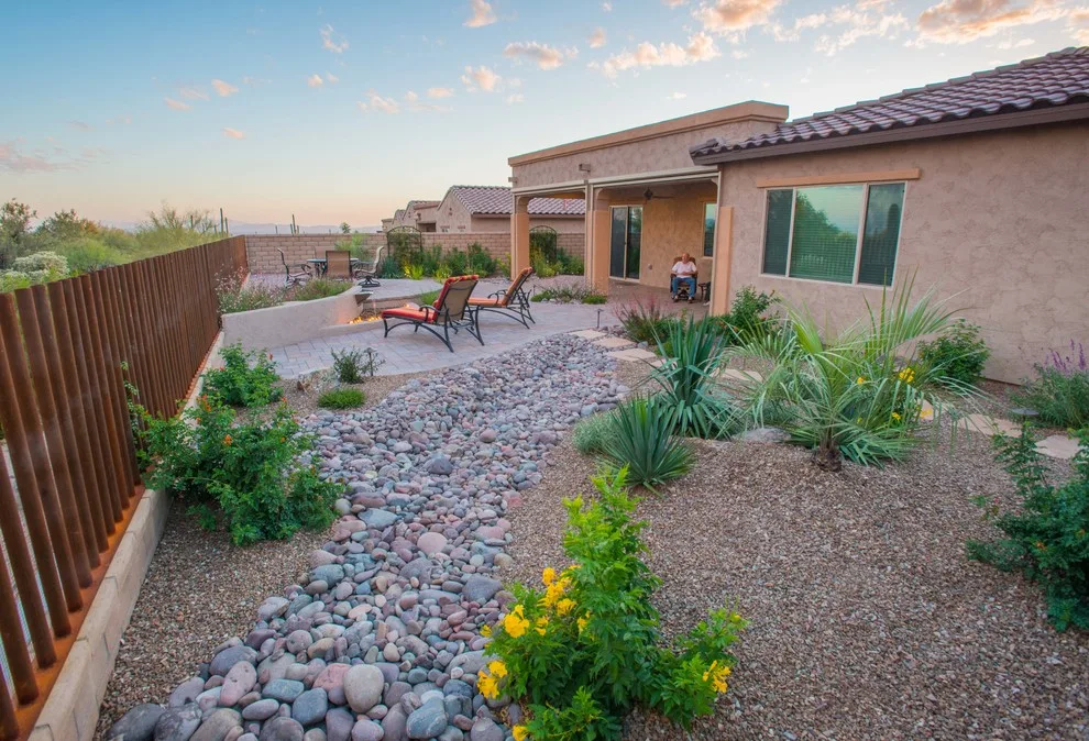 Tucson's Curved Desert by Santa Rita Landscaping, Inc. - Photo 10