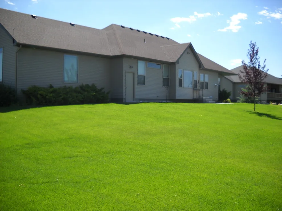 Seasons West INC - Photo 2