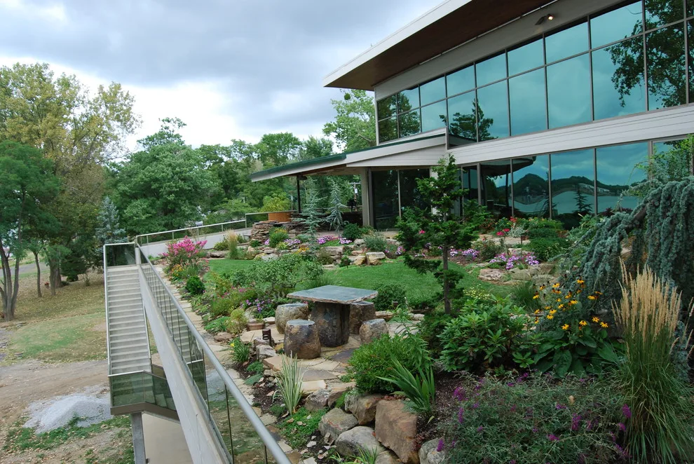 Louisville Home by Landscapes By Dallas Foster, Inc - Photo 2