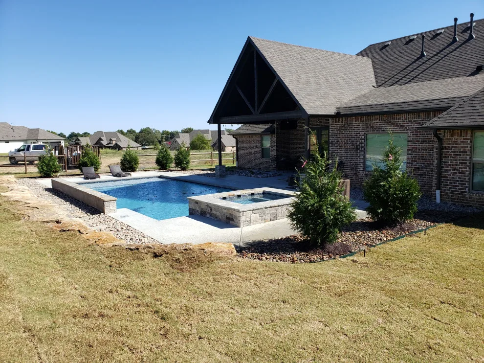 GM Lawncare And Landscaping - Photo 7