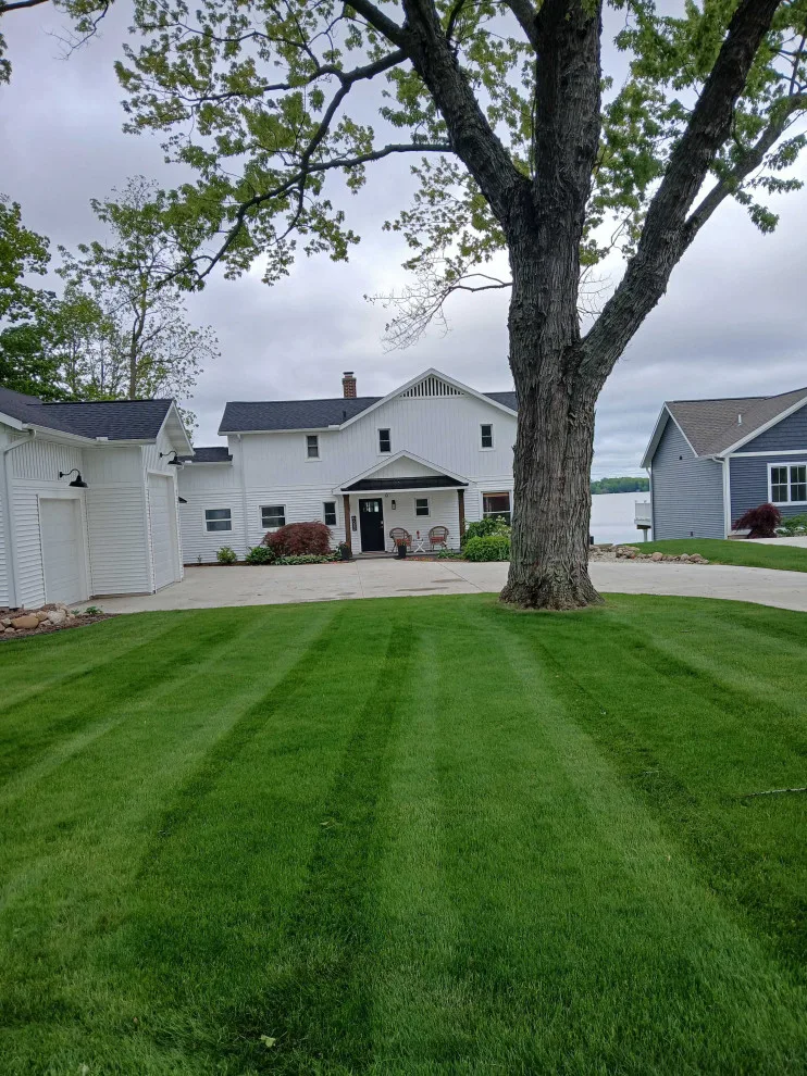 Christian Brothers Outdoor Services - Photo 8