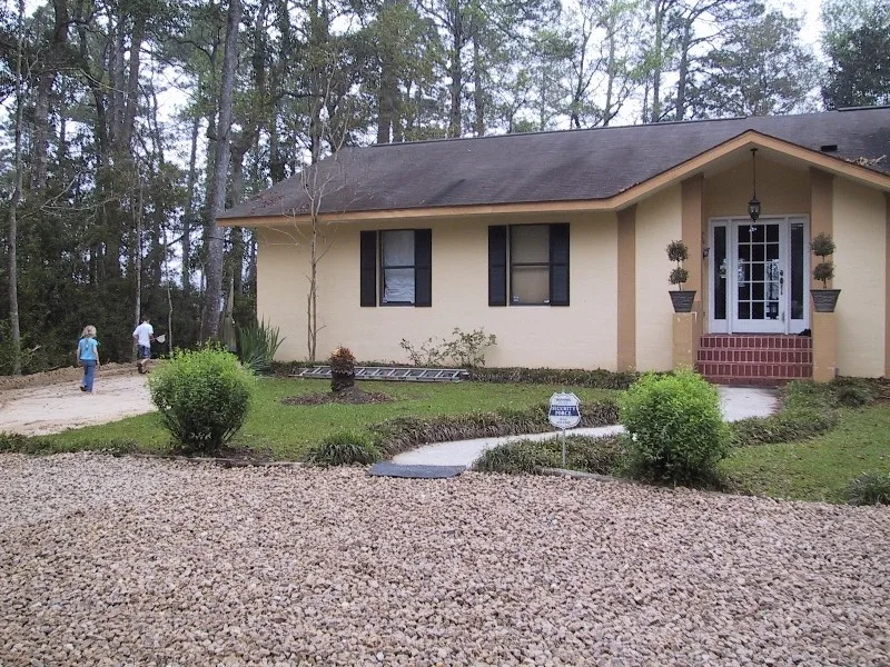 Bryan's Lawn Care - Photo 11