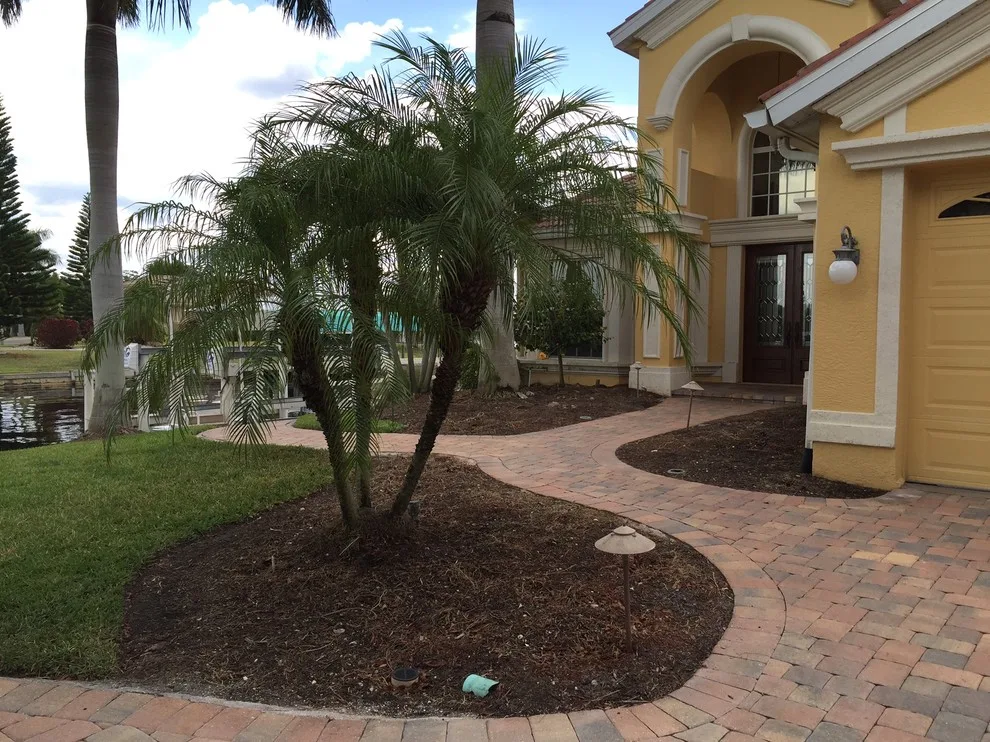 The Residence on SE 37th Street by Photoscape Landscape And Design - Photo 3