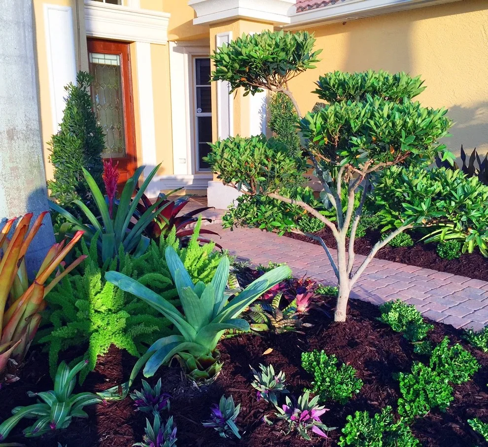 The Residence on SE 37th Street by Photoscape Landscape And Design - Photo 17
