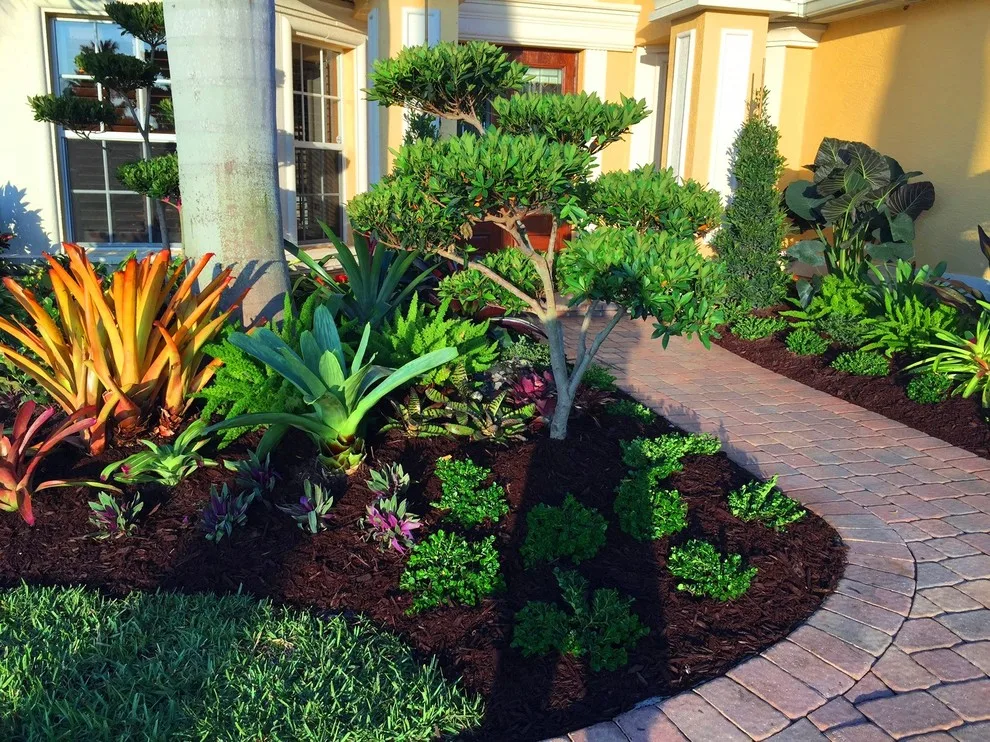 The Residence on SE 37th Street by Photoscape Landscape And Design - Photo 21