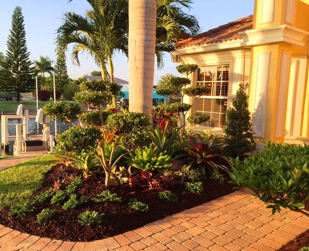 The Residence on SE 37th Street by Photoscape Landscape And Design - Photo 25