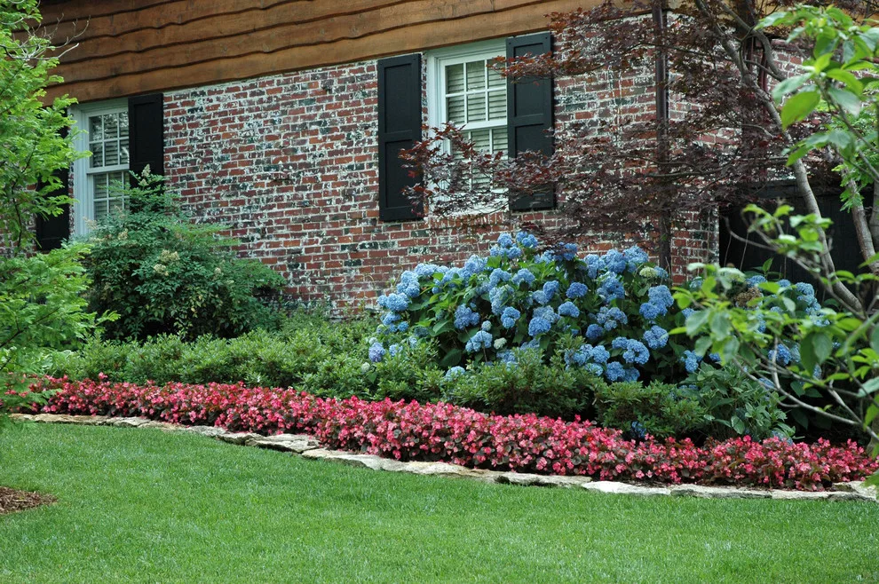 Tulsa Utica Square Property 1 by Kingdom Landscape - Photo 2