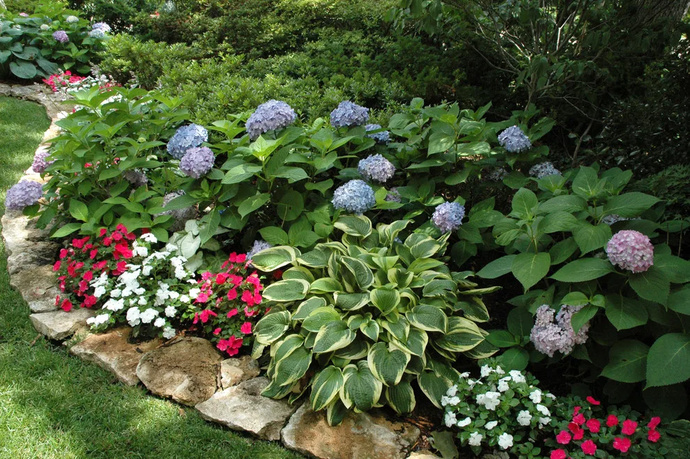 Tulsa Utica Square Property 1 by Kingdom Landscape - Photo 16