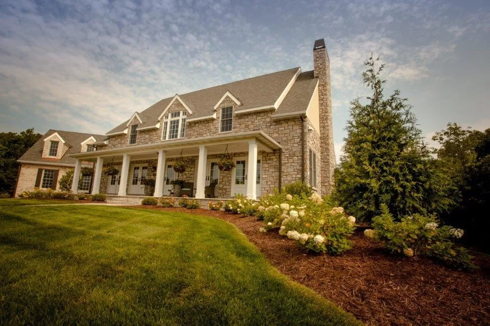 Columbia MO Classic Front Yard Redesign by Rost, Inc. - Photo 7