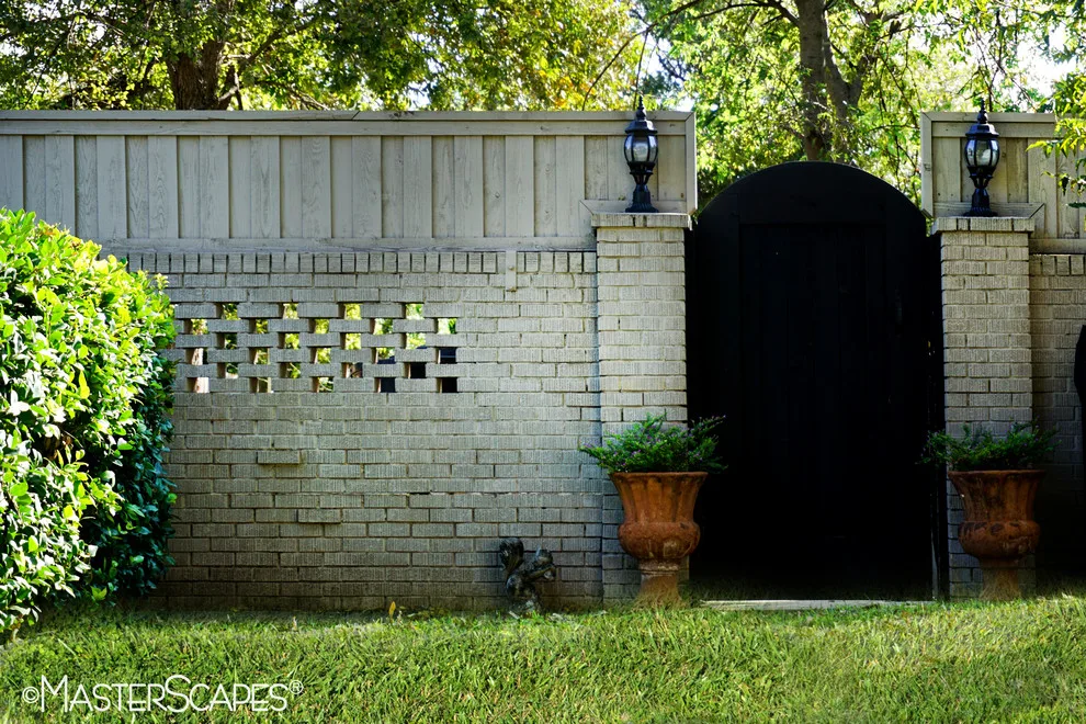 Outdoor Space Design: Gardens, Patios, and Pools by MasterScapes - Photo 13
