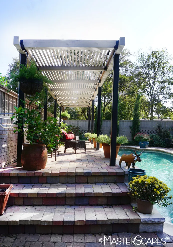Outdoor Space Design: Gardens, Patios, and Pools by MasterScapes - Photo 5