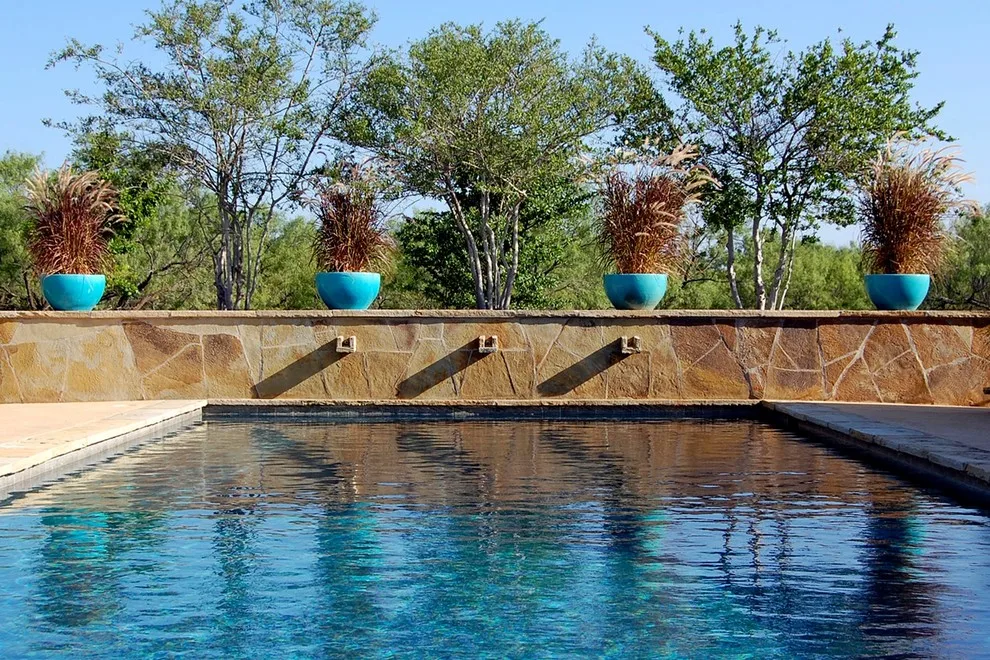 Outdoor Space Design: Gardens, Patios, and Pools by MasterScapes - Photo 9