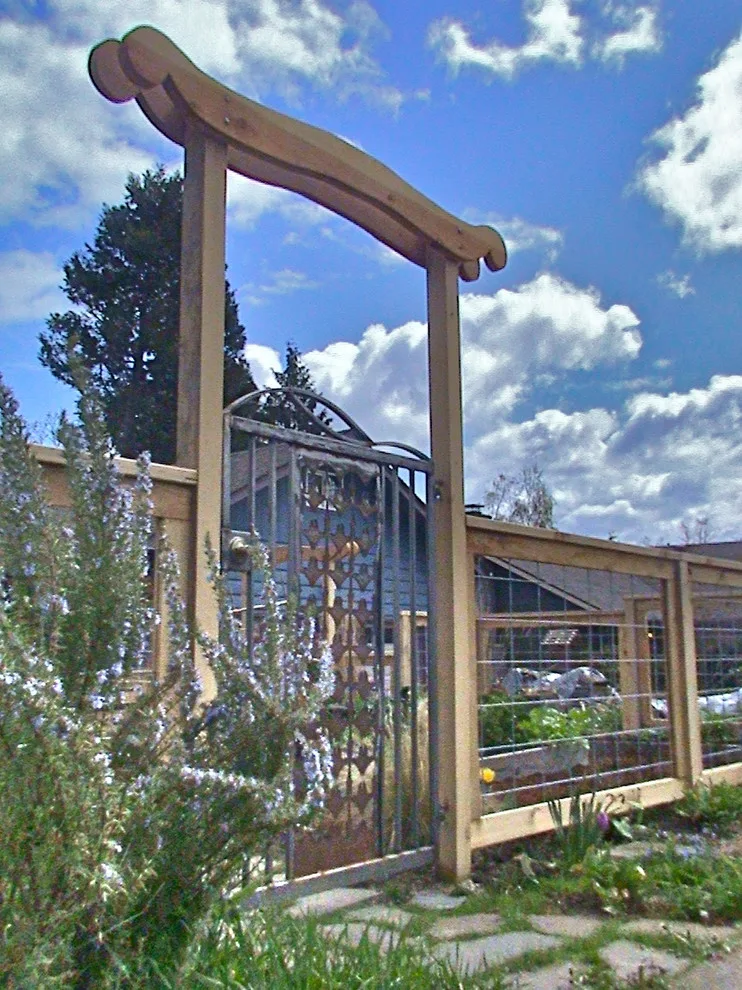 Arches & Entrances by LandArc Landscaping & Design - Photo 2