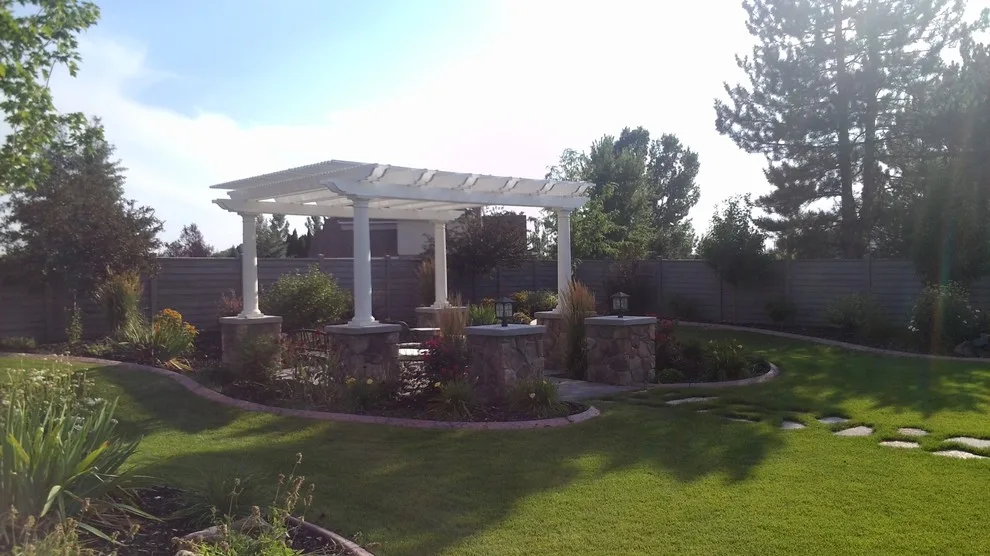 Seasons West INC - Photo 13