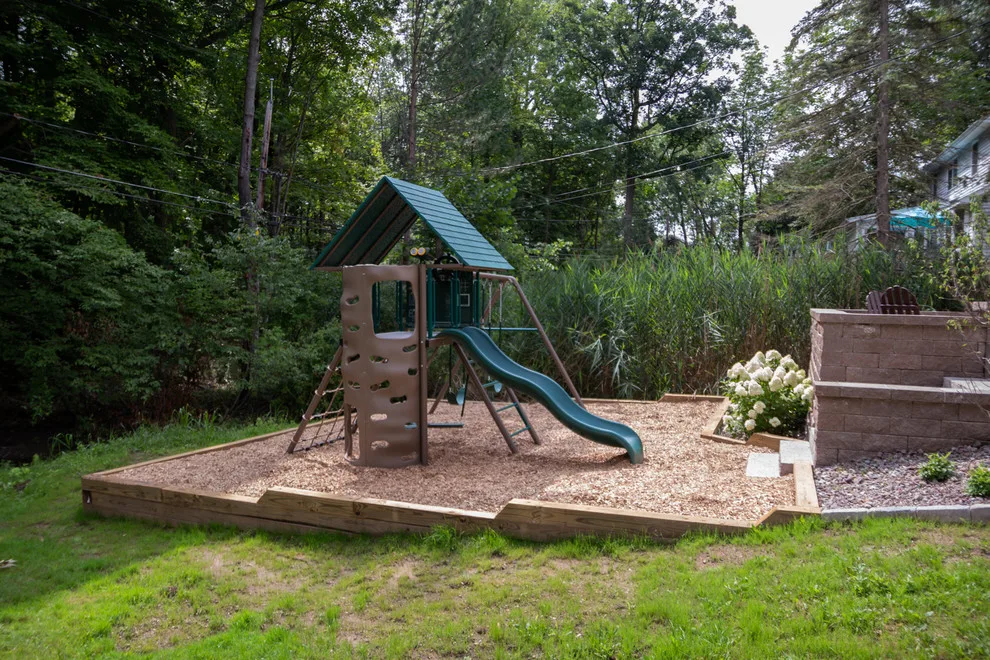 Fairport Blackwatch Trail by Town & Country Enterprises Inc - Photo 8