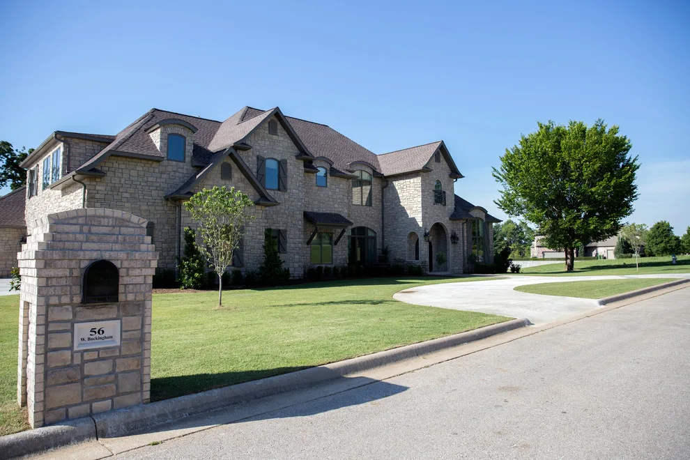 Pinnacle at Buckingham Drive by O.A.K. Homes - Photo 32