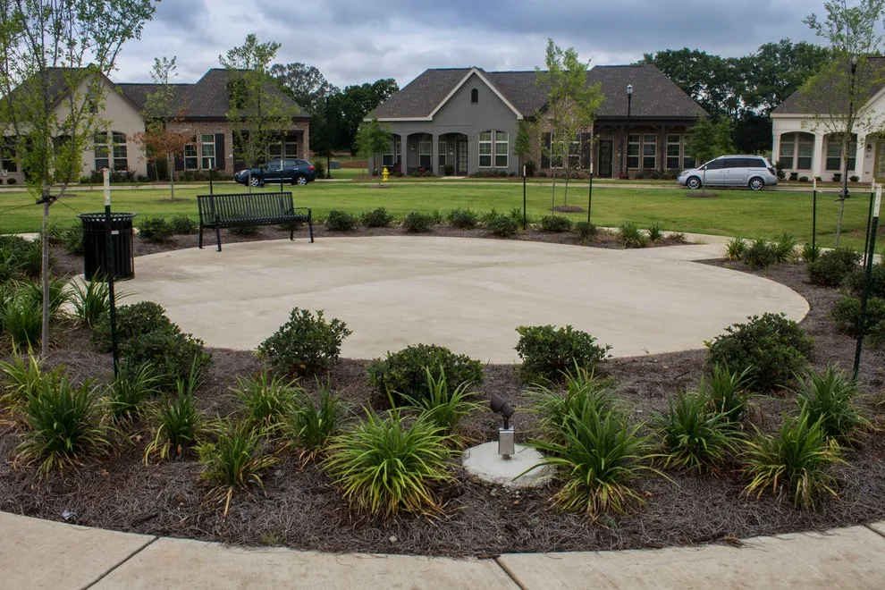 Adelaide at Claiborne by SGK Landscapes - Photo 3