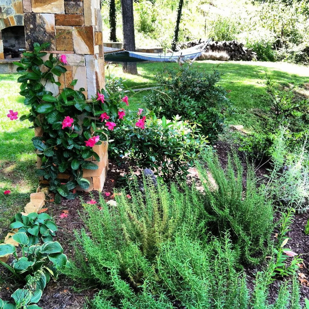 Client Landscapes by Crider Landscaping - Photo 8