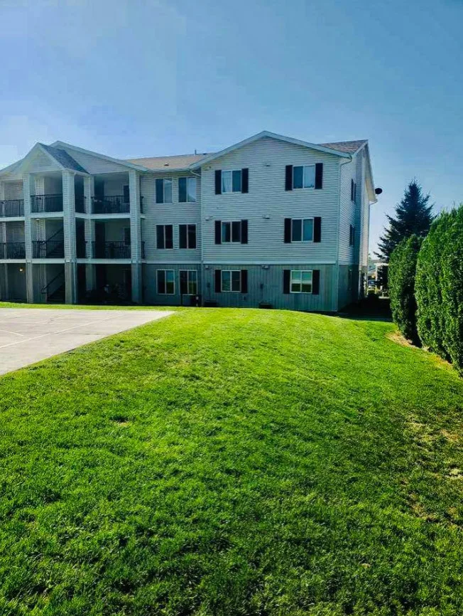 Commercial and Residential Lawn Care by Bonafide Landscaping - Photo 2